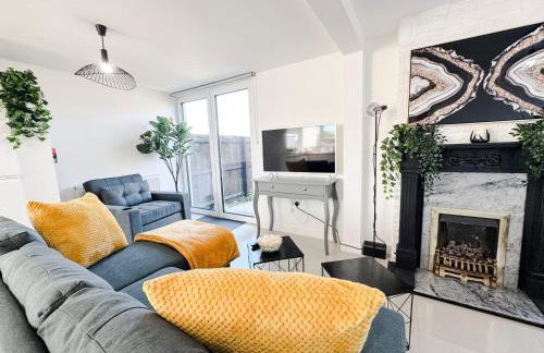 Luxury Nest 10 Guests Free Parking Middlesbrough - Photo 6