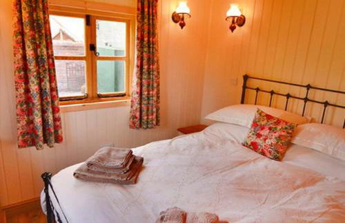 Finest Retreats - Shepherds Lodge at Morrells Wood - Foto 8