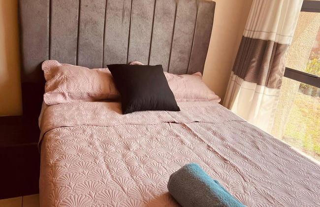 Remarkable 2-bed Apartment in Harare - Photo 2