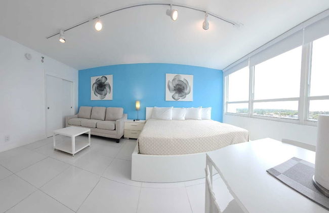 Castle Beach Club Apartments - Photo 53