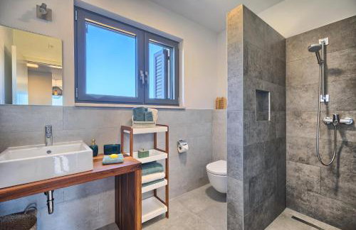 Villa Ming - pool, sea-view and peace - Photo 9