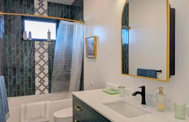 Luxury Modern 4 Bedroom House Near Capitol Reef NP Sleeps 10 - Foto 20