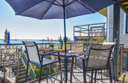 Gorgeous water views in the center of town - Foto 20