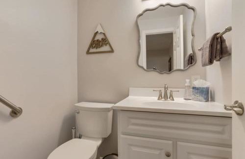 Backyard Oasis Pool Is A Beautiful Home - Photo 33