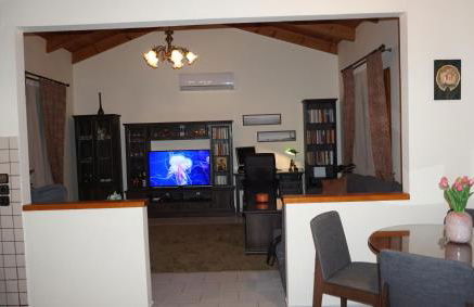 EfisHouse - Photo 24