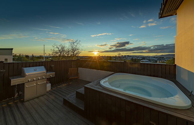 ICELAND SJF Villa , Hot tub & Outdoor Sauna Amazing Mountains View - 15 min to downtown - Foto 40