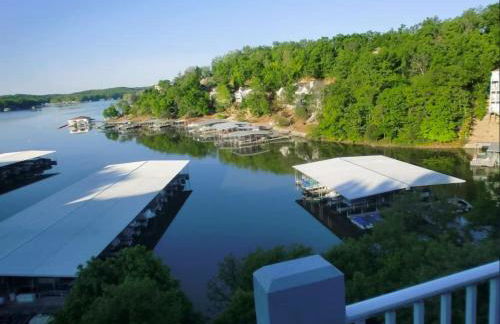 Spacious 3 BR Ozark Penthouse - Foto 13