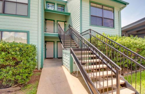 Lake Conroe Condo Balcony, Views and Pool Access! - Photo 21