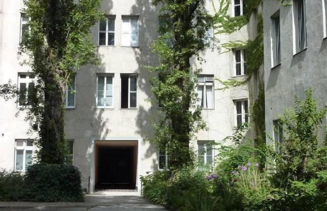 GoVienna Small Modern Apartment - Foto 20