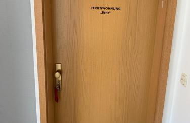 -Fewo Benz- Exklusive Ferienwohnung im Stadtzentrum von Wittenberge Modernes Ambiente, 3 Einzelzimmer für bis zu 6 Gäste - voll ausgestattet mit Waipu-TV und High-Speed-WLAN Bettwäsche und Handtücher inklusive! - Foto 31