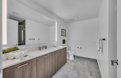 Waterline Corner Vies 2Br 2BA Suites - Foto 9