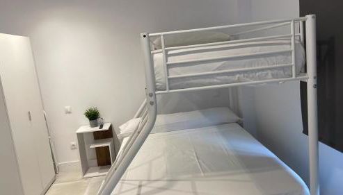 C7 Apartamento de un dormitorio en Pio XII, Madrid - Foto 2