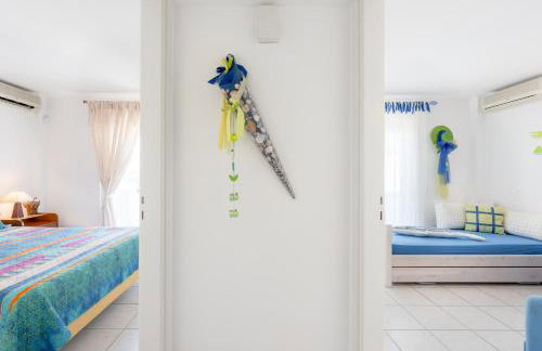 Beachfront Modern Apartment - Photo 19