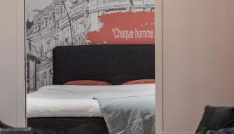 SUITE SARTRE : au cœur de la Rive Gauche, neuf, design, 2/4 personnes - Foto 3