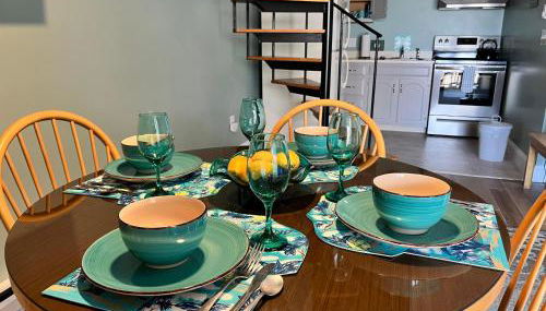 Footbridge Escape - Photo 4