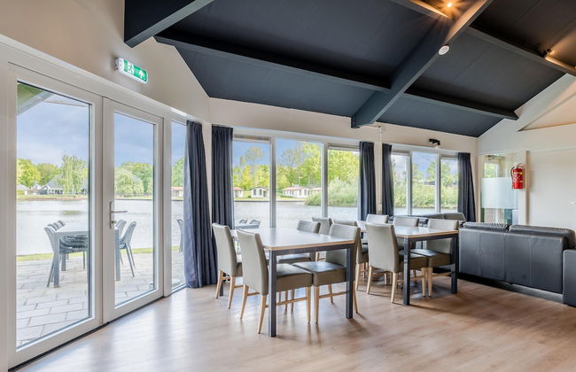 Well Furnished Home for Groups with Dishwasher near Water - Foto 18