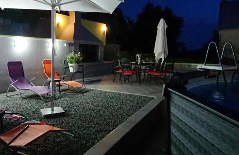 Amazing Home In Zlobin - Foto 12