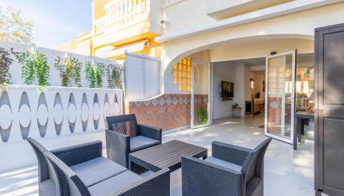 Sol y Sombra - Photo 3