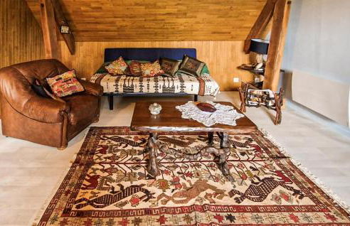 Cozy Home In Saint Saud Lacoussière - Foto 14