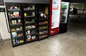 Simple Apartment, Heart of the Action! - Photo 28