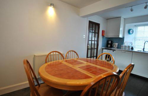 Seaglass Cottage-family friendly home in East Neuk - Foto 9