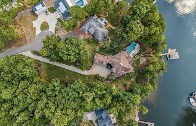 Livin' Large Lake Norman Estate w/ Pool, Dock, Game Room & Scenic Views - Photo 37