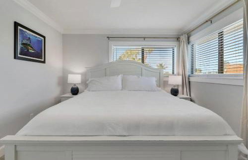 Sailfish Suites 7 - Waterfront Lodging - Photo 16