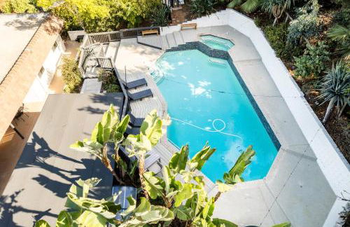 5BR Oasis with Pool, Arcade, Sauna - Photo 40