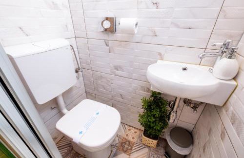 Kuća za odmor uz rijeku Slapnica, u Parku prirode Žumberak, finska sauna i jacuzzi - Foto 34