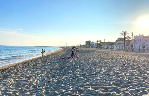 Beach flat with terrace - Foto 9