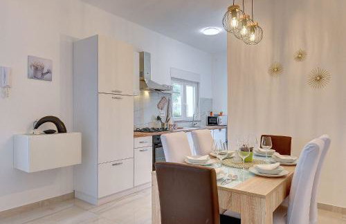 Apartment mit großem Garten, Spielbereich - Photo 10