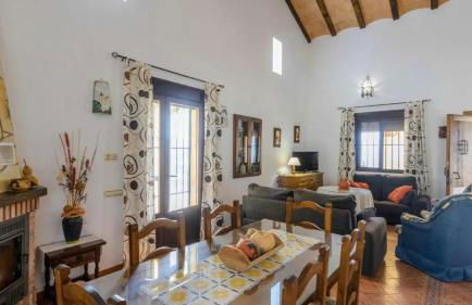 Comfortable Chalet in El Gastor with Private Pool - Foto 6
