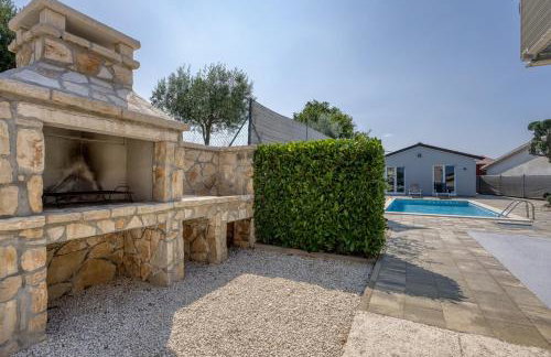 Romantic Studio Apartment with Private Pool - Foto 28