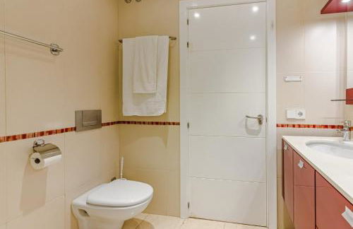 Villa Eleonora, Luxury Villa with Heated Pool Ocean View in Adeje, Tenerife - Foto 43