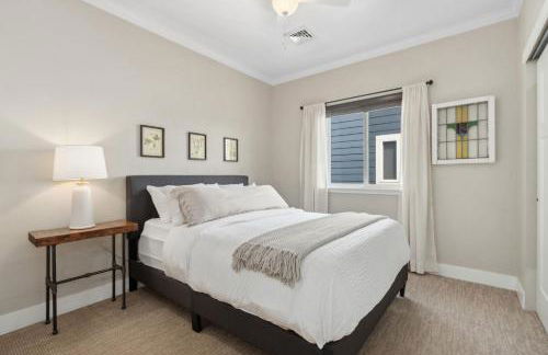 Sleek Home Near Old Town W/ Rftp Hot Tub & Mtn Views - Foto 40