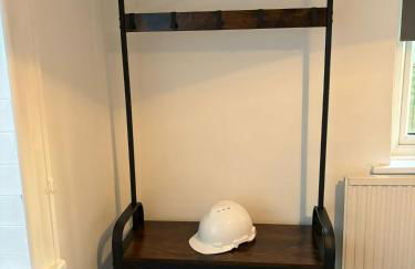 Brighton Bungalow Spacious 3BR, contractor friendly, close to University & near AMEX Stadium, parking,free WIFI,Garden & BBQ, Mobility challenged friendly - Foto 8