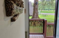 Bonnie Lodge-Lochside Location with Hot Tub - Photo 42