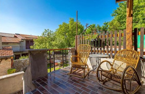 2 Bedroom Cozy Home In Jurdani - Foto 17