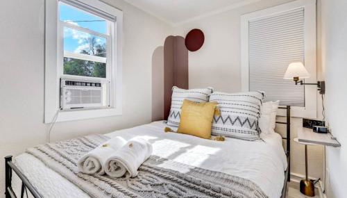 Contemp, Quaint Entire 2Bd unit - Foto 3