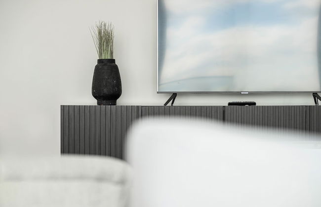 Deluxe Riverside Apartment With City Views - Foto 23