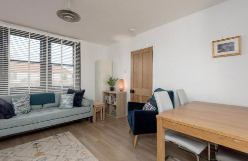 Sunset Retreat - Photo 14