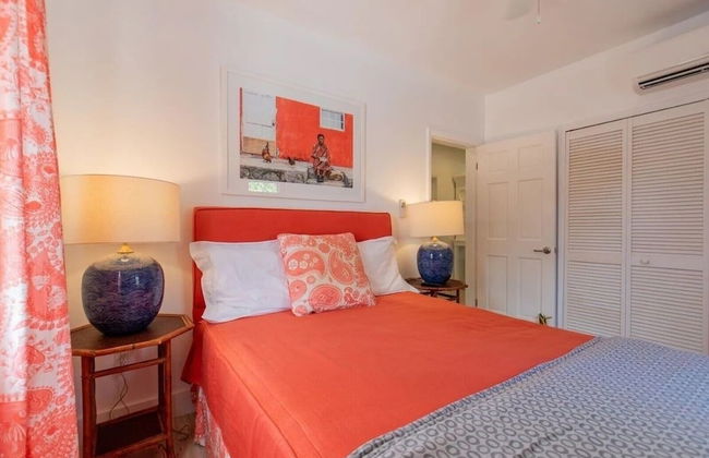 The Little White House 5 Bedroom Home - Foto 3