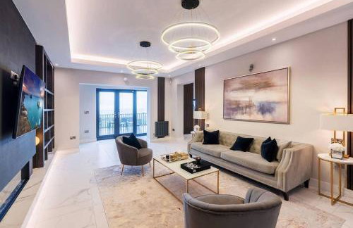 Lux Manor Sleeps 30 - Pool Sauna Hot Tub Cave - Foto 59