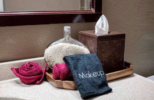 Tuscan Oasis: Elegance with Comfort. King Bed. - Foto 29