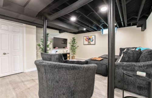 Stylish 3br Cozy Home 10min Drive from ND! - Foto 60