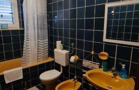 Apartments Solis, 50 m from the sea - Jakišnica - Photo 28