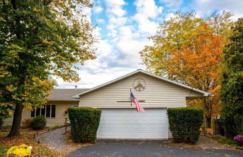 Lake Orchard View- 8 BR with Lake Access and Fire Pit - Foto 6