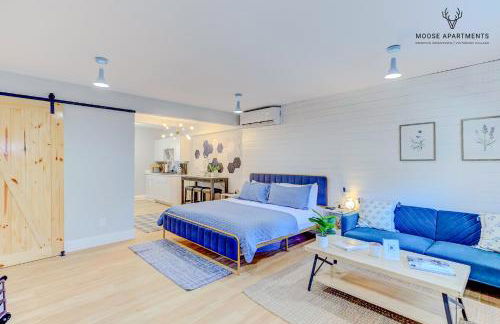 The Moose #8 - Modern Luxe Loft with King Bed & Free Parking & Wifi - Foto 30