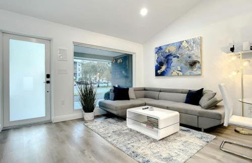 Luxe 6 Bed Heated Pool Villa I 5 min to Beach I BBQ - Foto 8