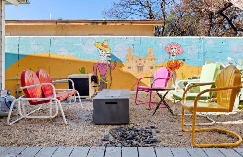 Gorgeous Home with Heated Pool In Downtown! - Foto 34